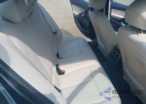 2016 BMW 320I from USA, damaged, VIN WBA8A9C57GK622585